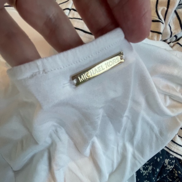 🆕Michael Kors Sheer White Sleeveless Top 2x - Picture 5 of 6